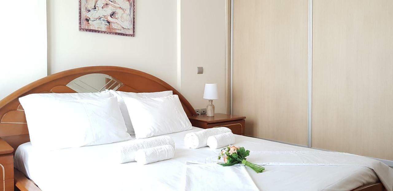 Corinthian Luxury Apartment Luaran gambar